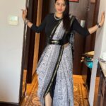 Deepika Singh Instagram - Today dress up for screening of our film #tituambani in @jammufilmfestival with @rohitraj.goyal . Loving the city vibe ❤️ . . #piccredit @rohitraj.goyal #tituambani #filmfestival #jammu #saree #styledbyme #deepikasingh