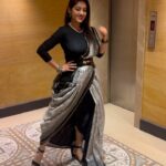 Deepika Singh Instagram - Today dress up for screening of our film #tituambani in @jammufilmfestival with @rohitraj.goyal . Loving the city vibe ❤️ . . #piccredit @rohitraj.goyal #tituambani #filmfestival #jammu #saree #styledbyme #deepikasingh