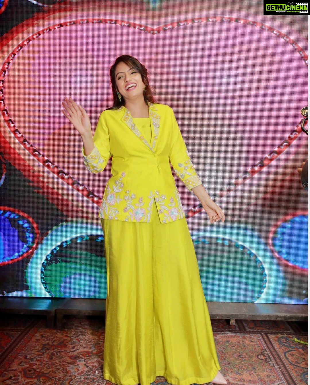 Deepika Singh Instagram - From my recent event in Muradabad, U.P. Thank you so much for the love and warmth, Muradabad city ππ». . . #event @ifba_india Styled by @stylingbyvictor @sohail__mughal___ Outfit by - @emiraasbyindrani Jewellery by - @rubans.in Assisted by - @styleby_antara #managedby @lacelebrite05 #event #muradbad #uttarpradesh #actorslife #deepikasingh