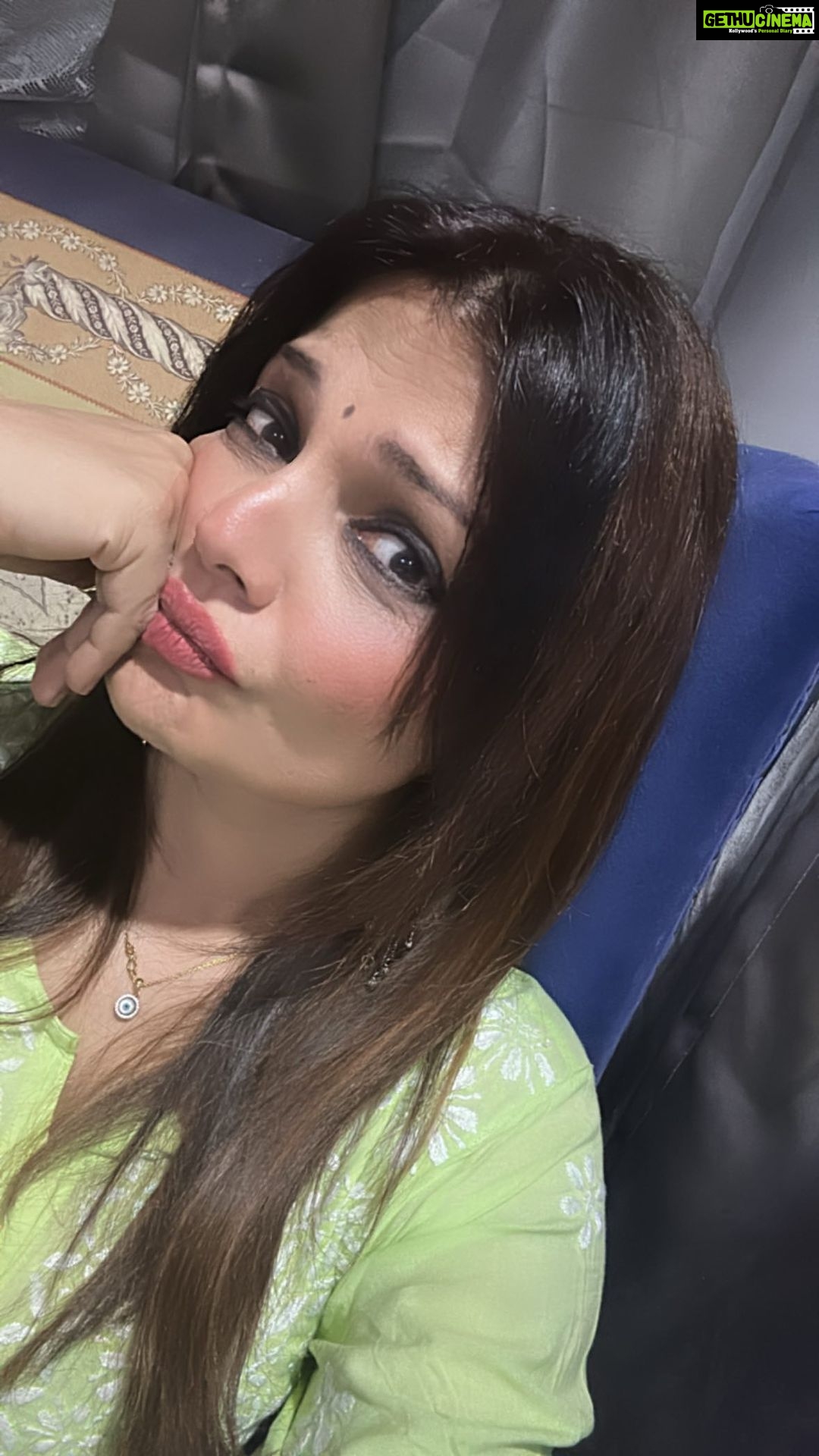 Deepshikha Nagpal Instagram - Don’t kill people with kindness, because not everyone deserves your kindness. Kill people with silence, because not everyone deserves your attention.. . .#silence #attitude #swag #happiness💕 #goodnight #trendingreels #reelsinstagram #reelsvideo #funnyvideos #funnyreels