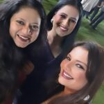 Deepshikha Nagpal Instagram - The times food award. So good to meet all my Lovely friend ❤️. . . #award #happiness #smile #party #bonding