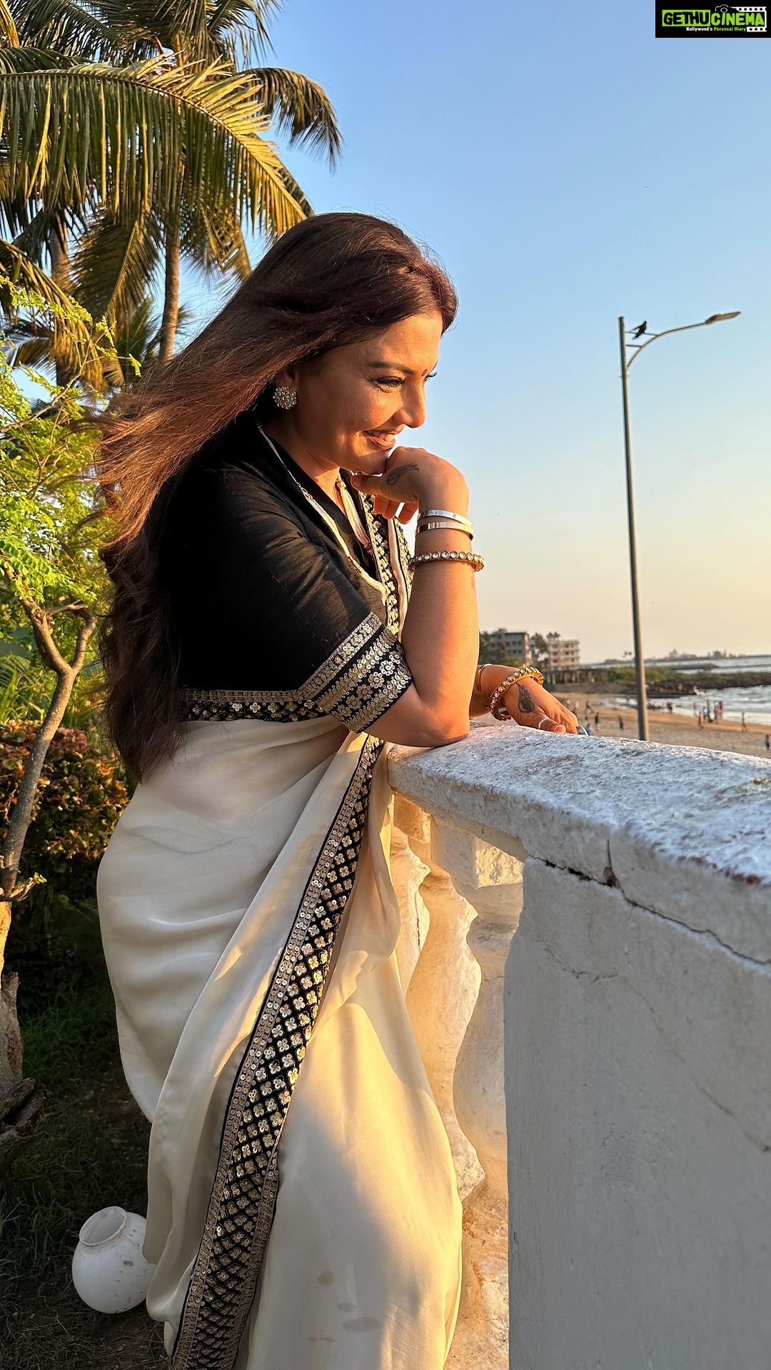 Deepshikha Nagpal Instagram - Talk to yourself like someone you love.” – .... . . #selflovejourney #smile #mohabbat #behappy #blessed #greatful #❤️ #trendingreels