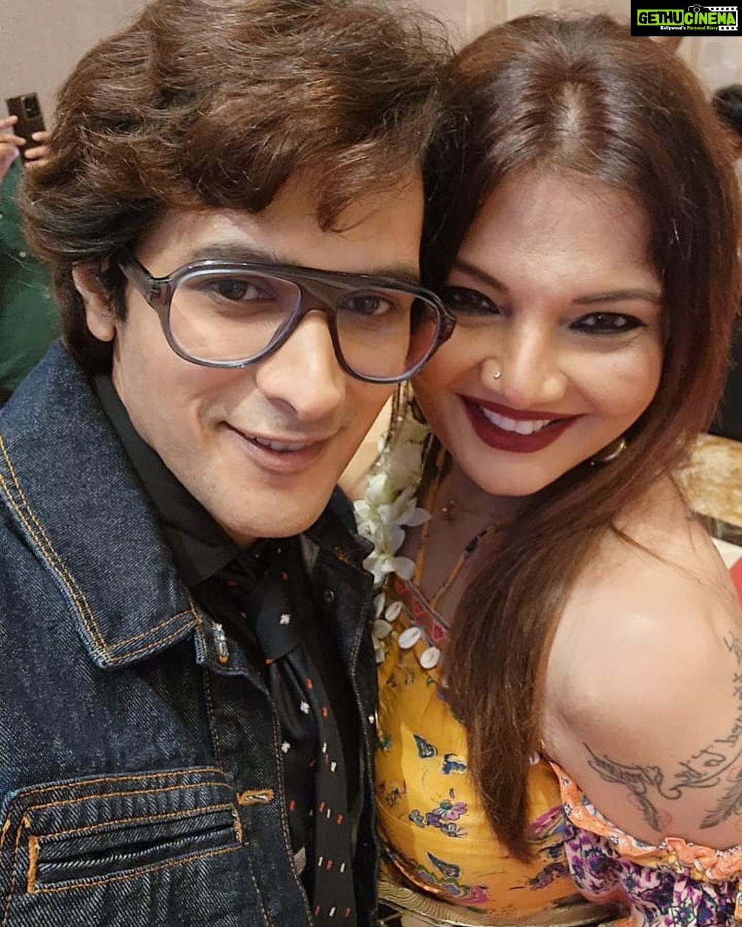 Deepshikha Nagpal Instagram - About last night. Bombay time fashion week. So lovely to meet all@my friends. . Dress designer @rohitkverma @rinarsingh28 @rishinakandhari @abhayvakil01