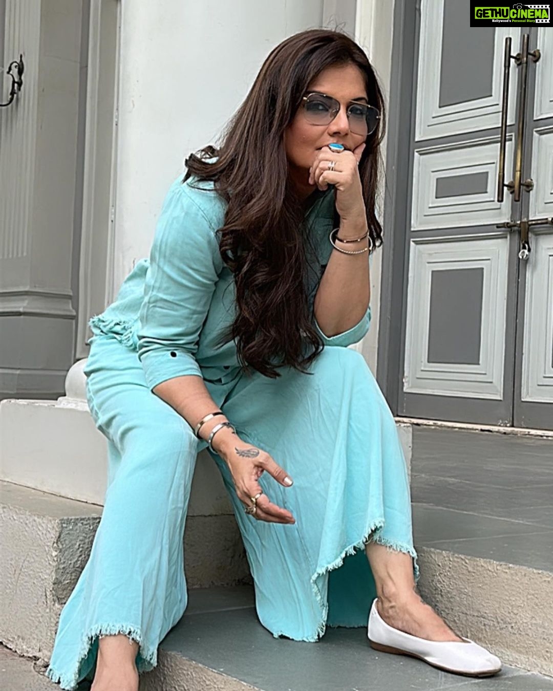 Deepshikha Nagpal Instagram - “You can get everything in life you want if you will just help enough other people get what they want.” — ... . . #selflove #livelife #goodmorning #haveaniceday #love #blessed #❤️ . . #pic @rishinakandhari