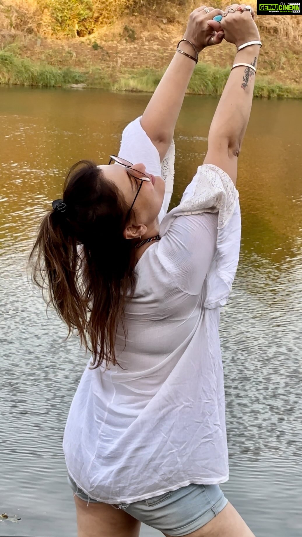 Deepshikha Nagpal Instagram - Celebrate vourself. babygirl. . . Nobody knows what it takes to be vou.. . #celebration #blessed #behappy #smile #loveislove #loveyourself #travel #greatful #❤️ #believe #selfcare #universe #trending #reelsindia