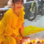 Devoleena Bhattacharjee Instagram - Happiness is in the air.. Happy Diwali once again. ❤️ . . Styled by: @shikshabhansali_ Outfit: @nitikakanodiagupta #deepavali #diwali #2021