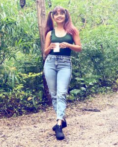 Devoleena Bhattacharjee Instagram - Happy Monday to you all… 🌴🌳🕊🌼🐯 . . . #devoleena #naturephotography #bb15