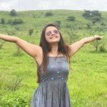 Devoleena Bhattacharjee Instagram - Ae Zindagi Gale laga le….. 🌷