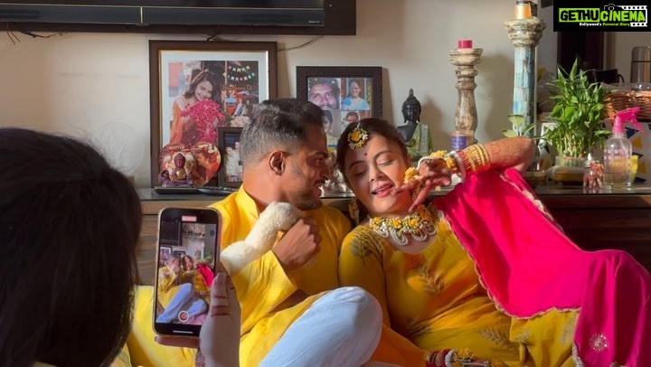 Devoleena Bhattacharjee Instagram - Bas Isqh nahi Mohabbat hai mujhe… ❤️🧿🤗 @shanwaz7636 😘 #preciousmoments #haldiceremony #shaleena #devoleena #reelitfeelit #wedding #newlyweds #lovelife #blessed #evileyesoff Mumbai - मुंबई