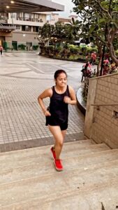 Devoleena Bhattacharjee Instagram - Rome wasn’t built in a day🏃🏻‍♀️🏃🏻‍♀️ #mycardioroutine . . . #workout #devoleena #reelsinstagram #workoutreels #devoleenabhattcharjee