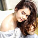 Devoleena Bhattacharjee Instagram – Life is the art of drawing without an eraser. 
 
💄💇🏼‍♀️ @talesofshadows 
📸  @aashkapatelphotographyy