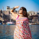 Devoleena Bhattacharjee Instagram - 💙 . . . . #devoleena #varanasi #banarasdiaries #gangaghat #instagood Varanasi - Kashi - Banaras