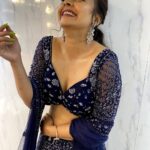 Devoleena Bhattacharjee Instagram - Tv pe breaking news haye re mera lengha Bigboss finale look❤️ Stylist- @_kanupriya_garg Gorgeous lengha- @pallavipoddarofficial Jwellery- @anmoljewellers x @allboutcommunication Makeup and hair- @talesofshadows . . . . #devoleenabhattacharjee #devosquad #devoleena #biggboss14 #biggboss #bb14 #colorstv #gopibahu #omggirl #gopi
