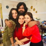 Devoleena Bhattacharjee Instagram - MERRY CHRISTMAS ❤️😍🥰 . . #christmas #familytime #celebration #december #favouritemonth Mumbai, Maharashtra