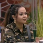 Devoleena Bhattacharjee Instagram - Celebrate all flavors of life within you . Sweet and Sour ... Stay always ready to fight your own battles ... Be ready for the Tashan.💥 Jwellery by- @rimayu07 . . Kindly watch #bb14 episodes only on @colorstv everyday and anytime on @voot Keep your support and blessings. #devoleenabhattacharjee #devosquad #devoleena #biggboss14 #biggboss #bb14 #colorstv #gopibahu #omggirl