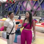 Devoleena Bhattacharjee Instagram - Friends listen to what you say. Best friends listen to what you don’t say. Earrings- @yandgcreations stylist- @_kanupriya_garg @akanksha_niranjan . . #assam #devoleenabhattacharjee #devosquad #devoleena #biggboss14 #biggboss #bb14 #colorstv #gopibahu #omggirl #fun #game #devorakhi