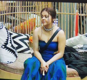 Devoleena Bhattacharjee Instagram - Keep your face towards the sunshine, you will never see the shadow.✨✨ Outfit- @tailleur.india Beautiful neckpiece by- @rimayu07 Stylist- @_kanupriya_garg @akanksha_niranjan . . Kindly watch #bb14 episodes only on @colorstv everyday and anytime on @voot Keep your support and blessings. #devoleenabhattacharjee #devosquad #devoleena #biggboss14 #biggboss #bb14 #colorstv #gopibahu #omggirl
