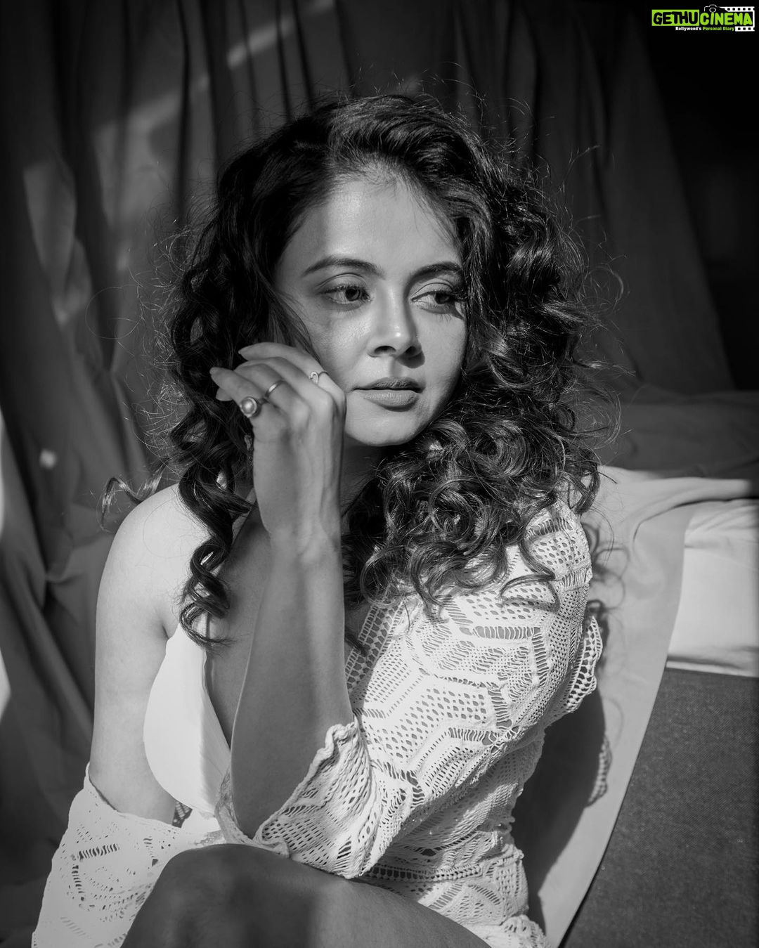 Devoleena Bhattacharjee Instagram - 🌸