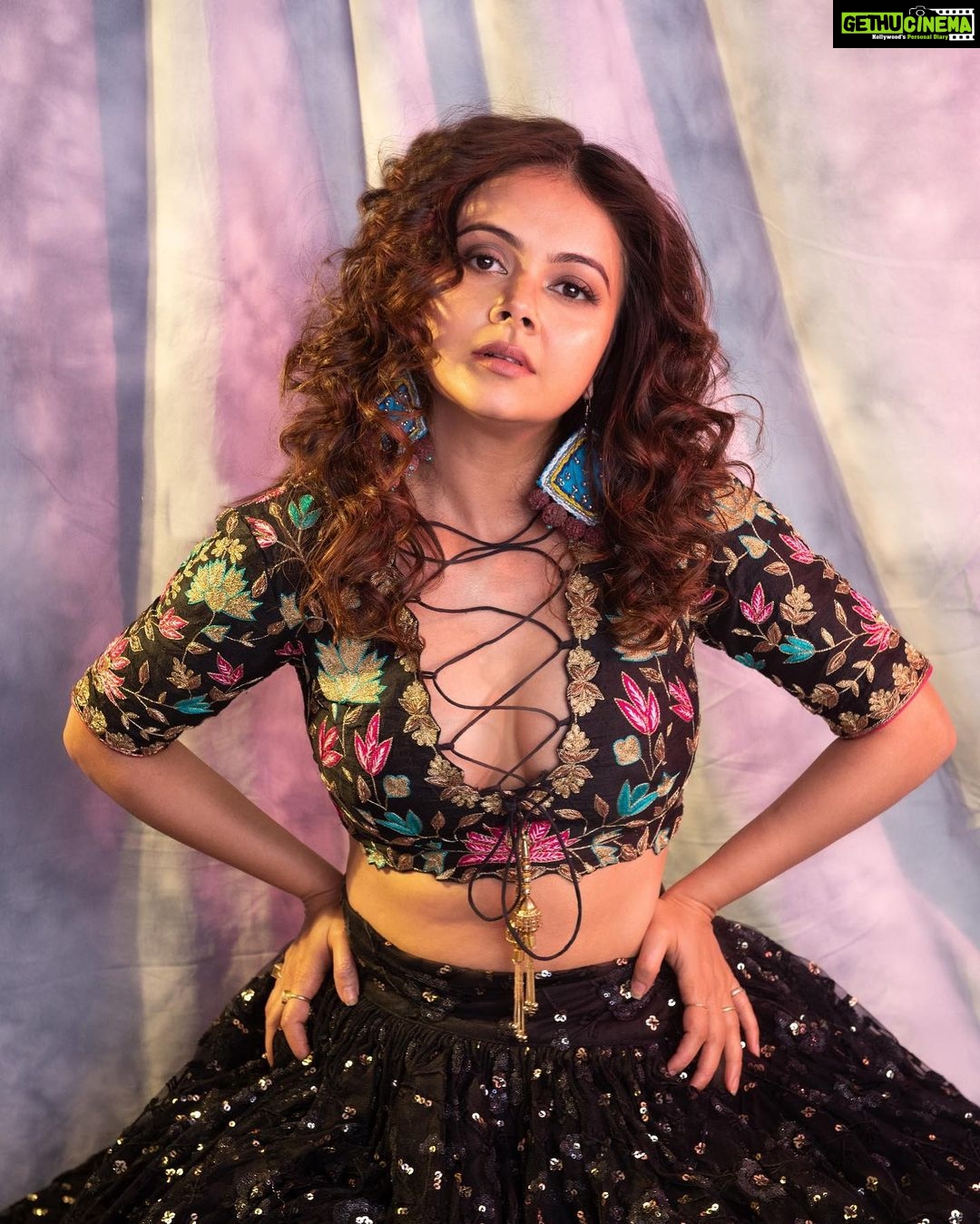 Devoleena Bhattacharjee Instagram - ❤️
