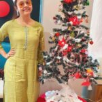 Devoleena Bhattacharjee Instagram - Christmas pampering @cutis.in @drapratimgoel With their new titanium laser and a lovely carbon facial . . . #devoleenabhattacharjee #skincare #beautytreatment #christmas #lifeismagical