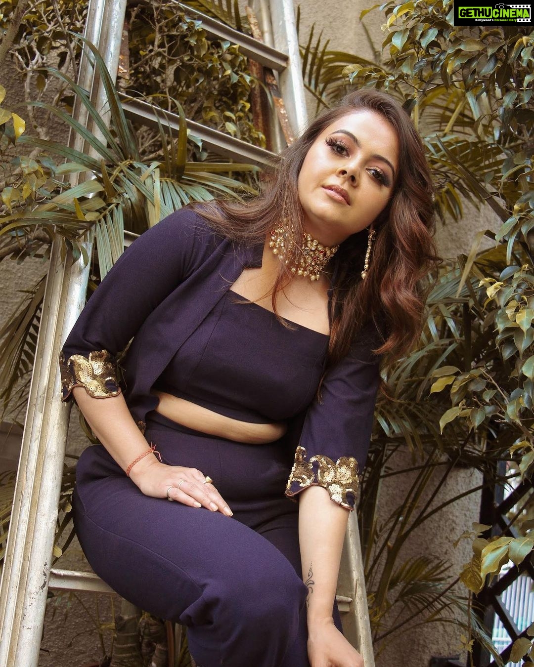 Devoleena Bhattacharjee Instagram - All i do is upgrade 😊 . . . Styled by @eno_vae Makeup & Hair by @talesofshadows Photographer @neildhayatkarphotography