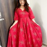 Devoleena Bhattacharjee Instagram - ❤️🌸 Wearing @bunaai 🌺