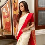 Devoleena Bhattacharjee Instagram - ❤️