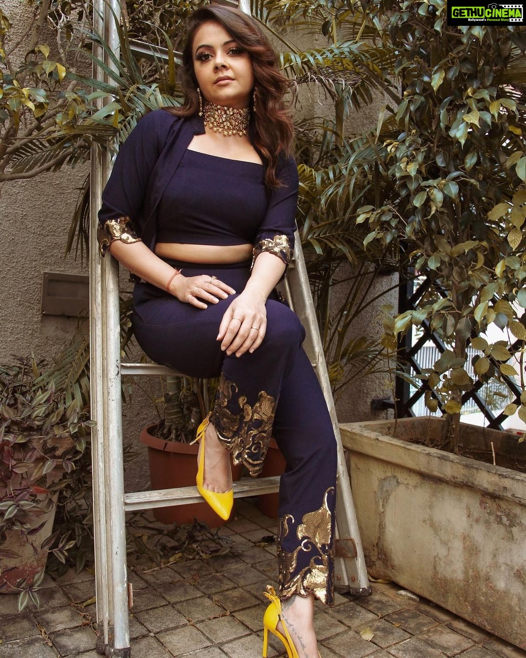 Devoleena Bhattacharjee Instagram - All i do is upgrade 😊 . . . Styled by @eno_vae Makeup & Hair by @talesofshadows Photographer @neildhayatkarphotography