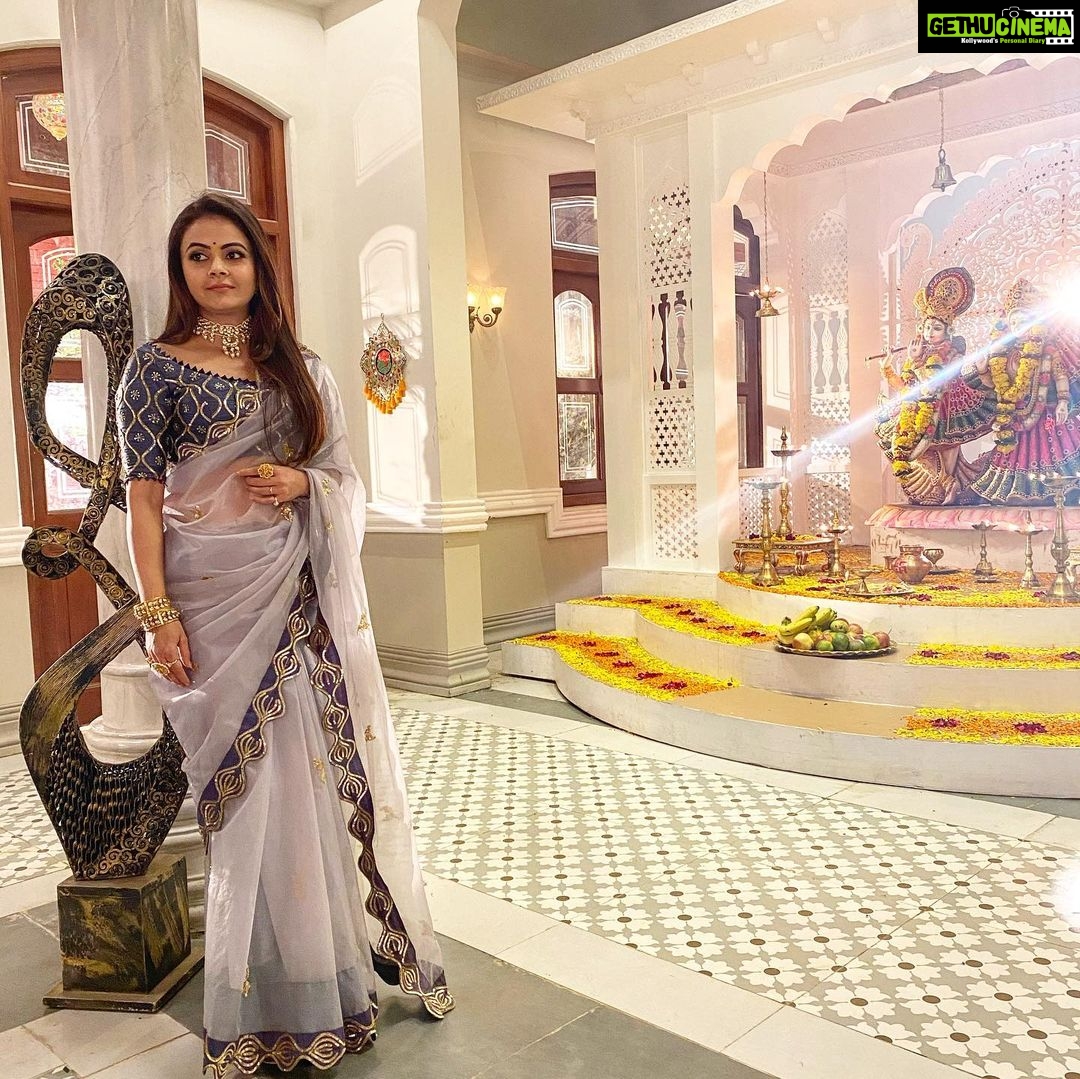 Devoleena Bhattacharjee Instagram - Happy Navratri πΊππ»
