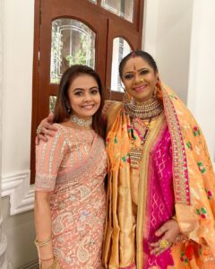 Devoleena Bhattacharjee Instagram - Swagat nahi karoge humara😍😇 #saathnibhanasaathiya2 #devoleenabhattacharjee #gopibahu #kokilamodi