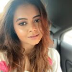 Devoleena Bhattacharjee Instagram - #selfietime 🥰🌸 Mumbai, Maharashtra