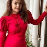 Devoleena Bhattacharjee Instagram - Perfectly imperfect❤️ . . . Outfit by @aasthakaushikofficial . . #devoleenabhattacharjee #devoleena #devotheomggirl #lockdowndiaries