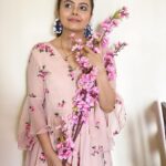 Devoleena Bhattacharjee Instagram - Happy Vibes 🌸 . . . Outfit @tees_nd_more Jewellery by @shopping_tweets #devoleenabhattacharjee #attitudeofgratitude #vibes #happiness