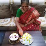 Devoleena Bhattacharjee Instagram - Happy happy birthday Maa🥰❤️🤗. Tum jio hazaaron saal hain meri yeh aarzoo...🥳🥳🥳🌸🌸Happy birthday to you.love youuuuu😘😘😘 @anima_maa