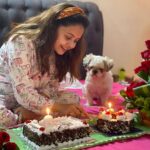Devoleena Bhattacharjee Instagram - Hmmm 9 years🥰🙌🏻what to say..I am grateful and will always be to each and everyone for everything.Keep me in your prayers and keep loving me always. From Preeto to Sathiya to Biggboss the love i have recieved from you all is the strength that i keep fighting & moving on in life with pride & dignity. I LOVE YOU ALL.❤️ @dheeraj_kumarcel Sir @msrashmi2002_ mam @pawankumarmarut sir @endemolshineind Thank you sooo much for giving me the oppurtunities that i have been part of❤️🙏🏻. @anima_maa thank you Maa for your love and blessings🙏🏻😊🤗❤️.Love to all my fans ,friends,well wishers❤️🥰.And thank you @kunapareddyveera37 & Sagar for the cakes & flowers❤️🤗 . . . #9yearsandcounting #blessings #gratitude