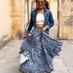 Devoleena Bhattacharjee Instagram - Gulabi Shehar mein #réel toh banta hai. 🥰💖 . . #devoleena #jaipur #jaipurcity #pinkcity #amerfort #instagram #instagramreels #reels #reelitfeelit Amber Fort, Pink City, Rajastan