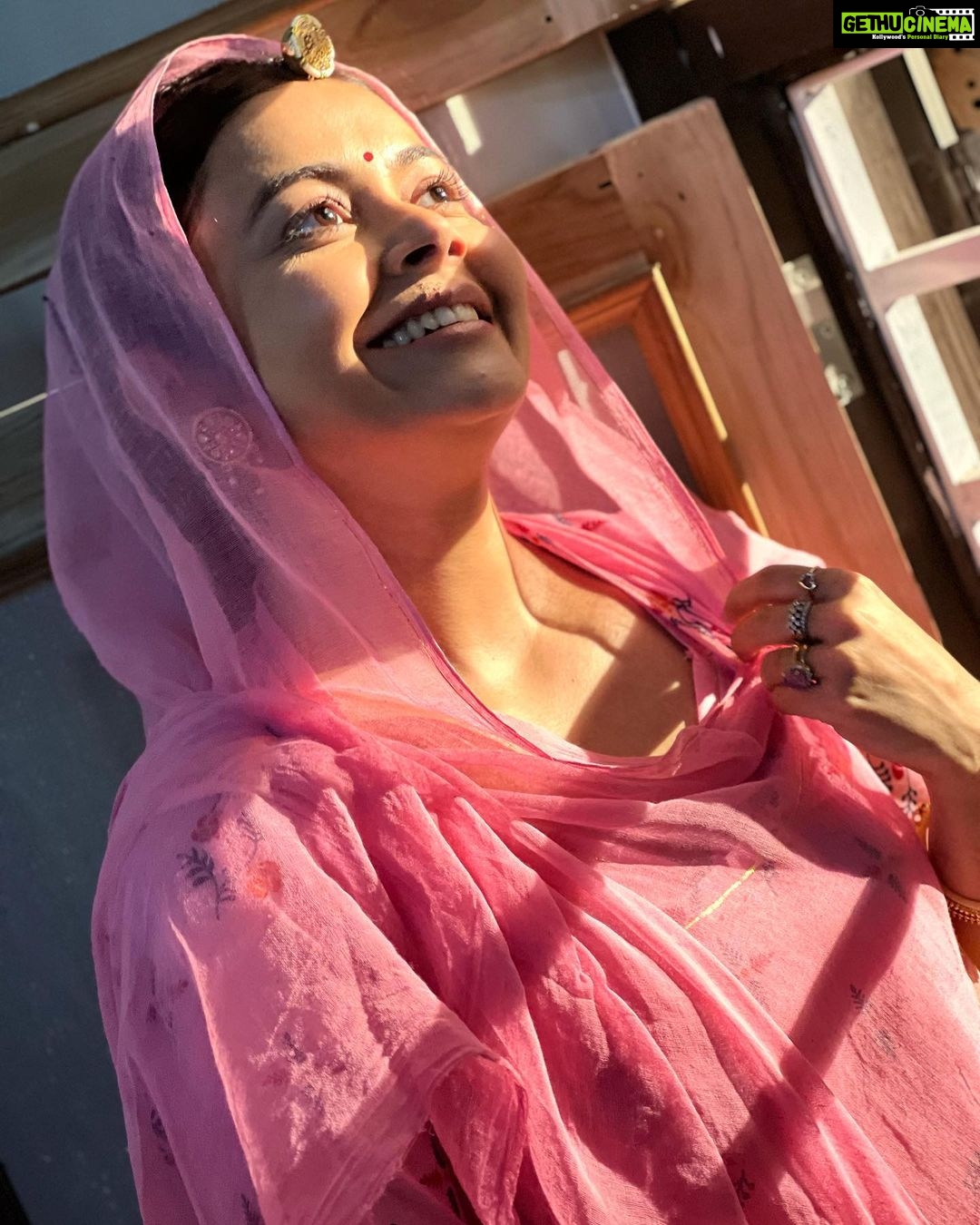 Devoleena Bhattacharjee Instagram - Zindagi Ek Paheli hai 💖☀️ . . . #devoleena #instagram #shootmode #positivevibes #jaipur #life Jaipur, Rajasthan