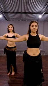 Devoleena Bhattacharjee Instagram - To dance is to be out of yourself. Larger, more beautiful , more powerful. 🥰 

Thank you @sanjanamuthreja for introducing the online classes and making it possible for me. 🤗❤️ I know not yet enough being a level 5 student. Need lot of practices & dedication. And surely i will. ❤️
.
.
#devoleena #instagram #instgramreels #reelkarofeelkaro #reels #reelitfeelit #bellydancer #bellydance #hairamayehkyahua🔥♥️ #trendingreels #trendingsongs #trendingnow #happy