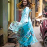 Devoleena Bhattacharjee Instagram - Life recently 🥰💖🧿 . . . Clicked by @pratik_kharat_ #varanasi #devoleena #varanasidiaries #lifeofadventure #beautifulvaranasi #banaras Varanasi - Kashi - Banaras