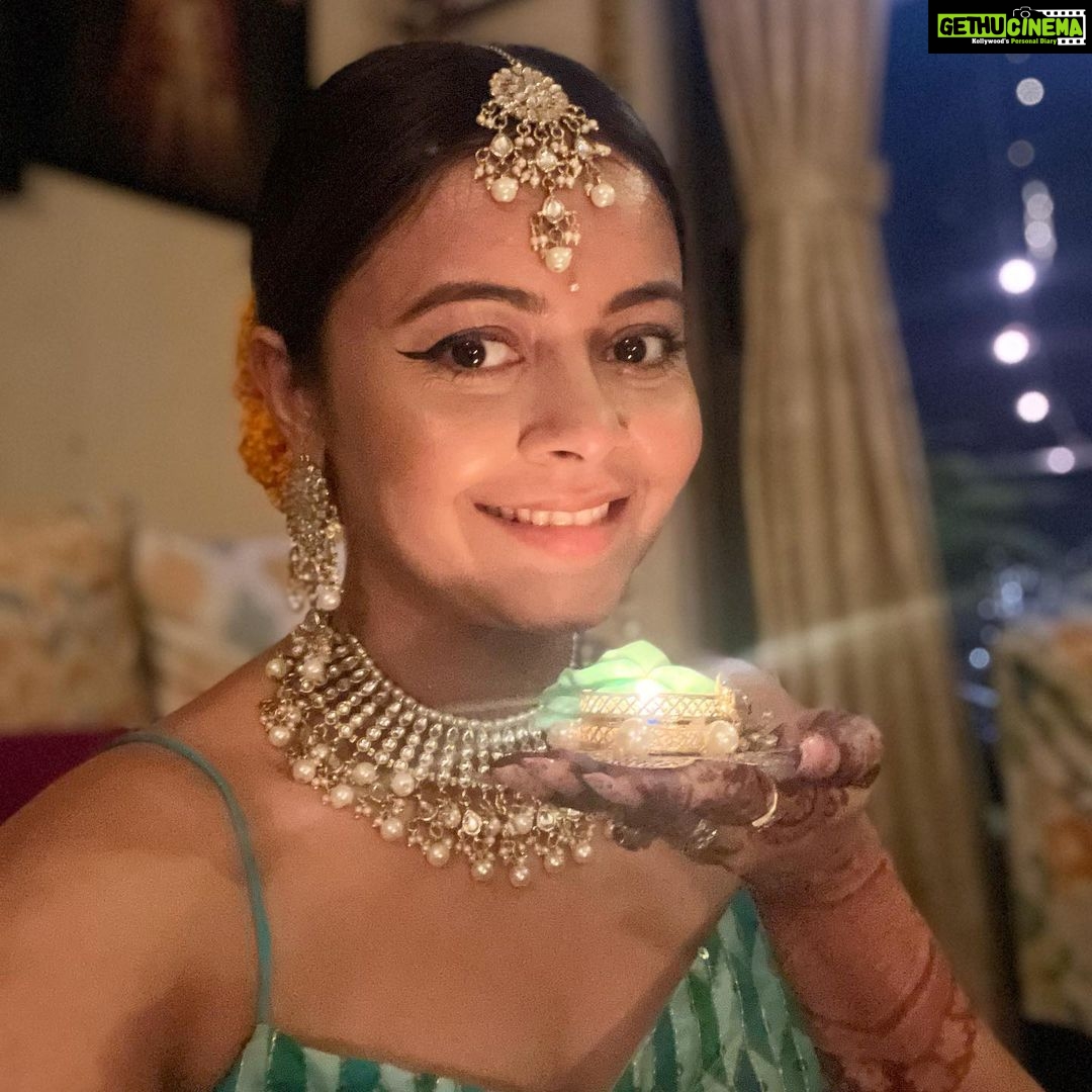 Devoleena Bhattacharjee Instagram - 🪔🪔🪔 #devoleena Mumbai - मुंबई