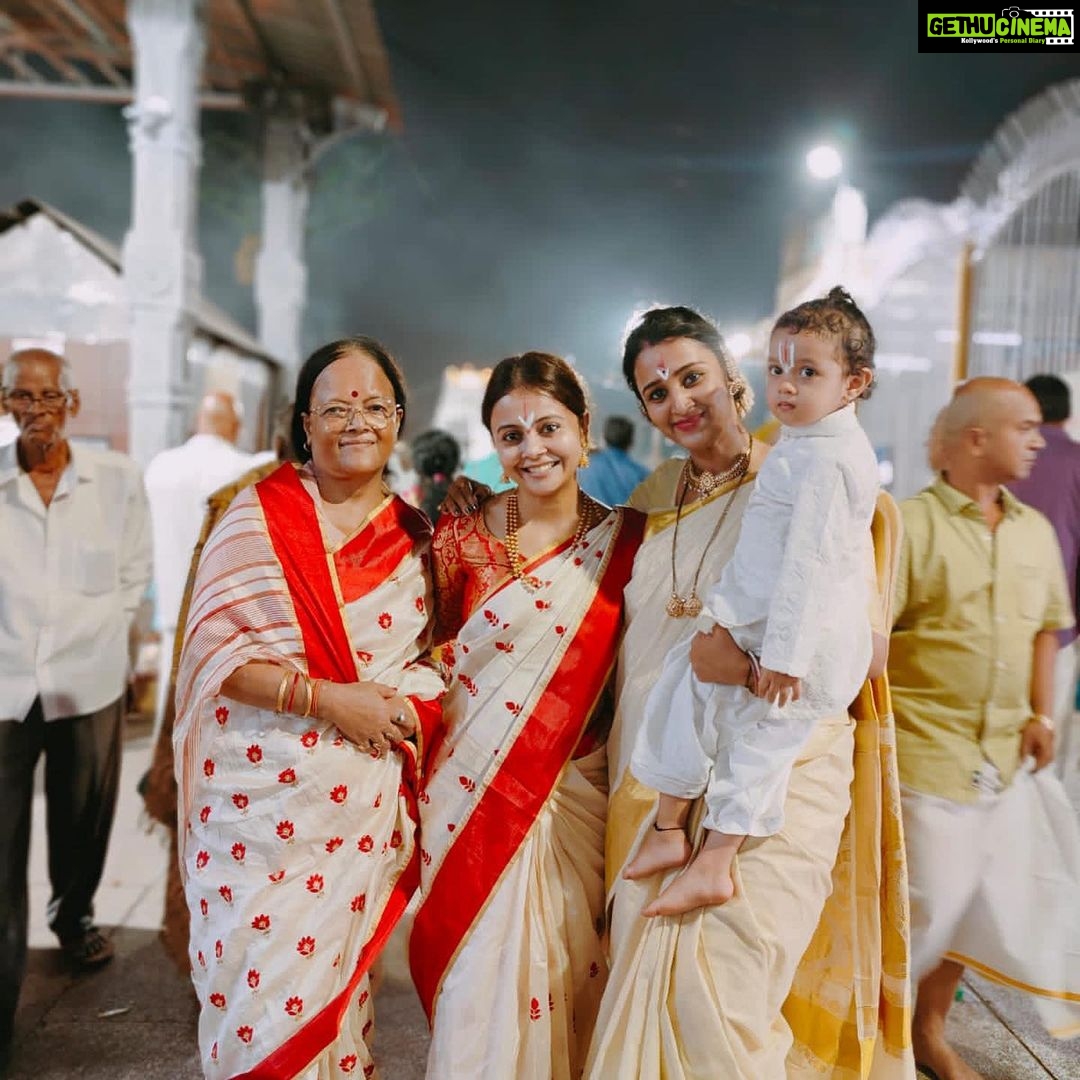 Devoleena Bhattacharjee Instagram - GOVINDA GOVINDA 😇🙏🏻🪷 #devoleena Tirupati Balaji Devasthanams,Tirupati A.P.