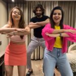 Devoleena Bhattacharjee Instagram – Crazy Gang ♥️ @devoleena  @vishal.singh786
.
#influencer #crazy #friends #madness #trending #bhavinipurohit