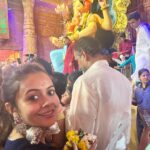 Devoleena Bhattacharjee Instagram – Since 2011 the bond is growing stronger & stronger. Thank you ❤️😇🤗🙏🏻🧿
#lalbaugcharaja #ganpatibappamorya #devoleena Mumbai – मुंबई