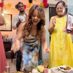Devoleena Bhattacharjee Instagram - ❤️❤️❤️#allaboutlastnight #anighttoremember #crazynight #happyme Mumbai - मुंबई