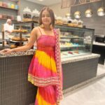 Devoleena Bhattacharjee Instagram - Oh yes main khudki favourite hoon😉🥰 . . . Wearing @everbloomindia #devoleena #birthdayweek #2daystogo #happyme Radisson Mumbai Goregaon