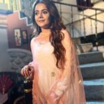 Devoleena Bhattacharjee Instagram - Have courage, be kind. 🧡 . . #goodmorning #devoleena #shootmode