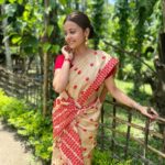 Devoleena Bhattacharjee Instagram - My Motherland My Assam. Axomor jiyori. 😍😇🤗👸 . . . #assamdiaries #hometown #devoleena #awesomeassam #mekhelasador Dhakuakhana