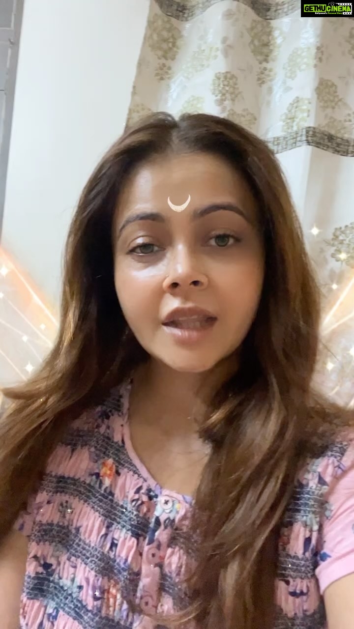 Devoleena Bhattacharjee Instagram - Aye Universe. 🫣🙄😃 . . #reelkarofeelkaro #devoleena #reelsviral #reelinstagram #reelitfeelit❤️❤️