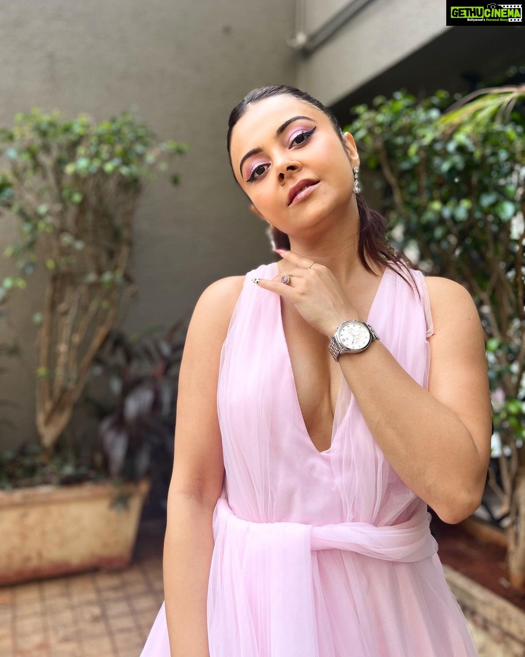 Devoleena Bhattacharjee Instagram - I like PINK 💗 #devoleena Mumbai, Maharashtra