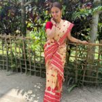 Devoleena Bhattacharjee Instagram - My Motherland My Assam. Axomor jiyori. 😍😇🤗👸 . . . #assamdiaries #hometown #devoleena #awesomeassam #mekhelasador Dhakuakhana